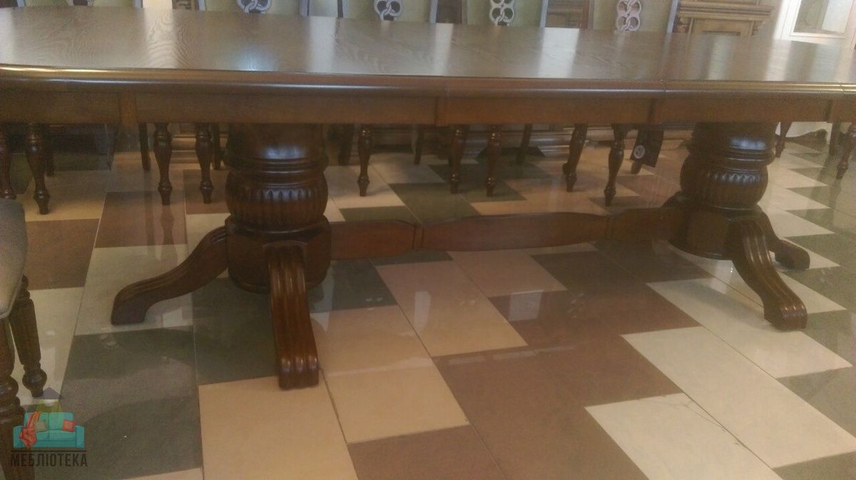 Кембрідж горіх стіл, Так